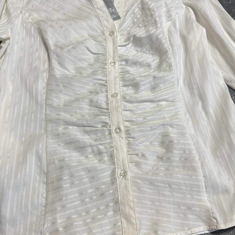 Worthington Stretch Women’s Cream Striped Button-Up Blouse. NWT - Picture 4 of 6